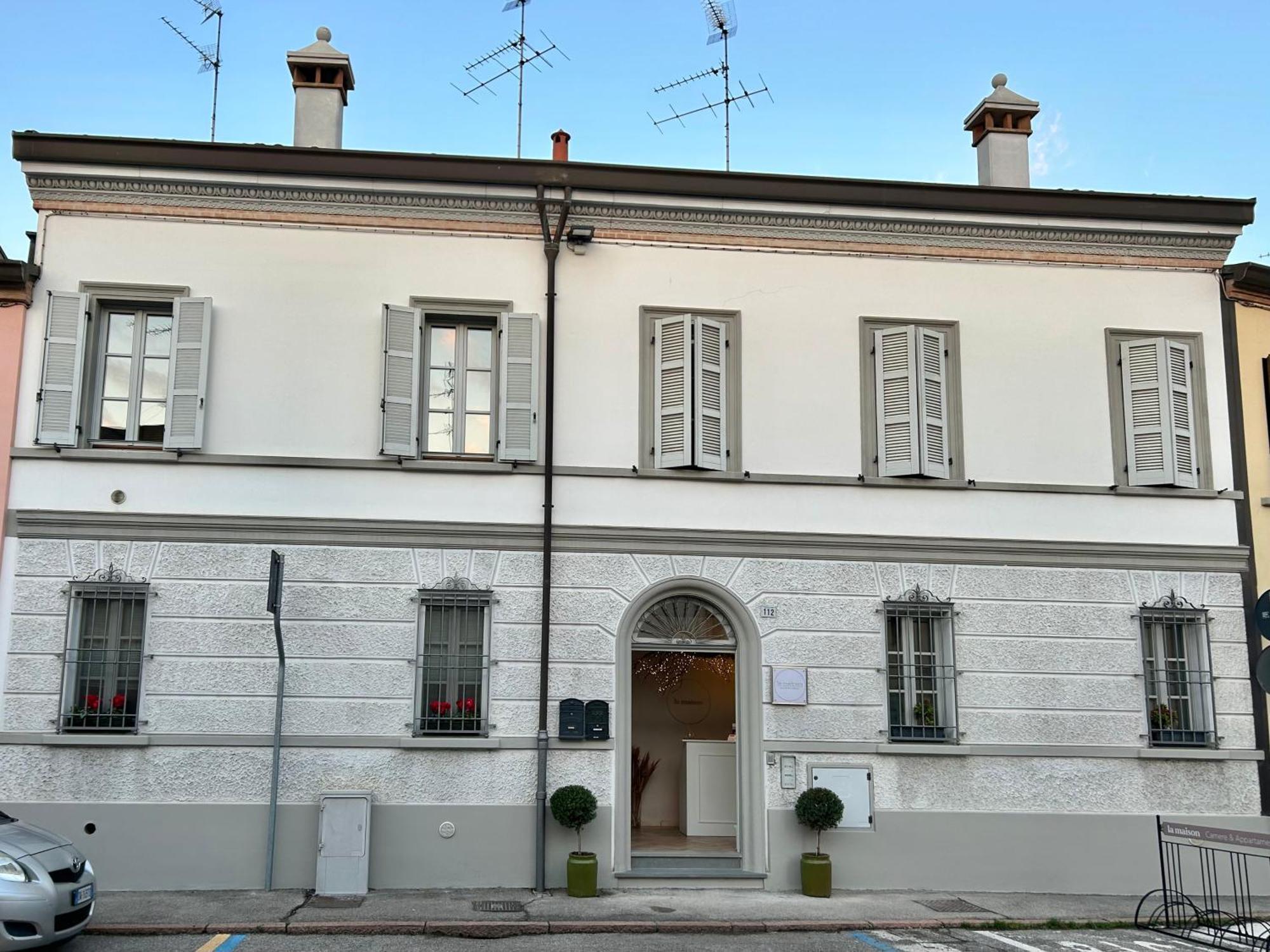 La Maison B&B Lugo  Eksteriør bilde